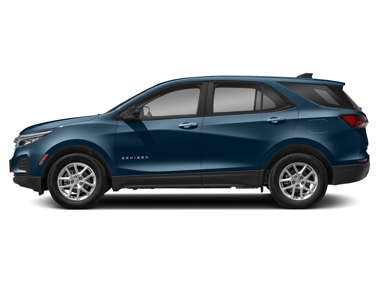 2023 Chevrolet Equinox LS photo 2