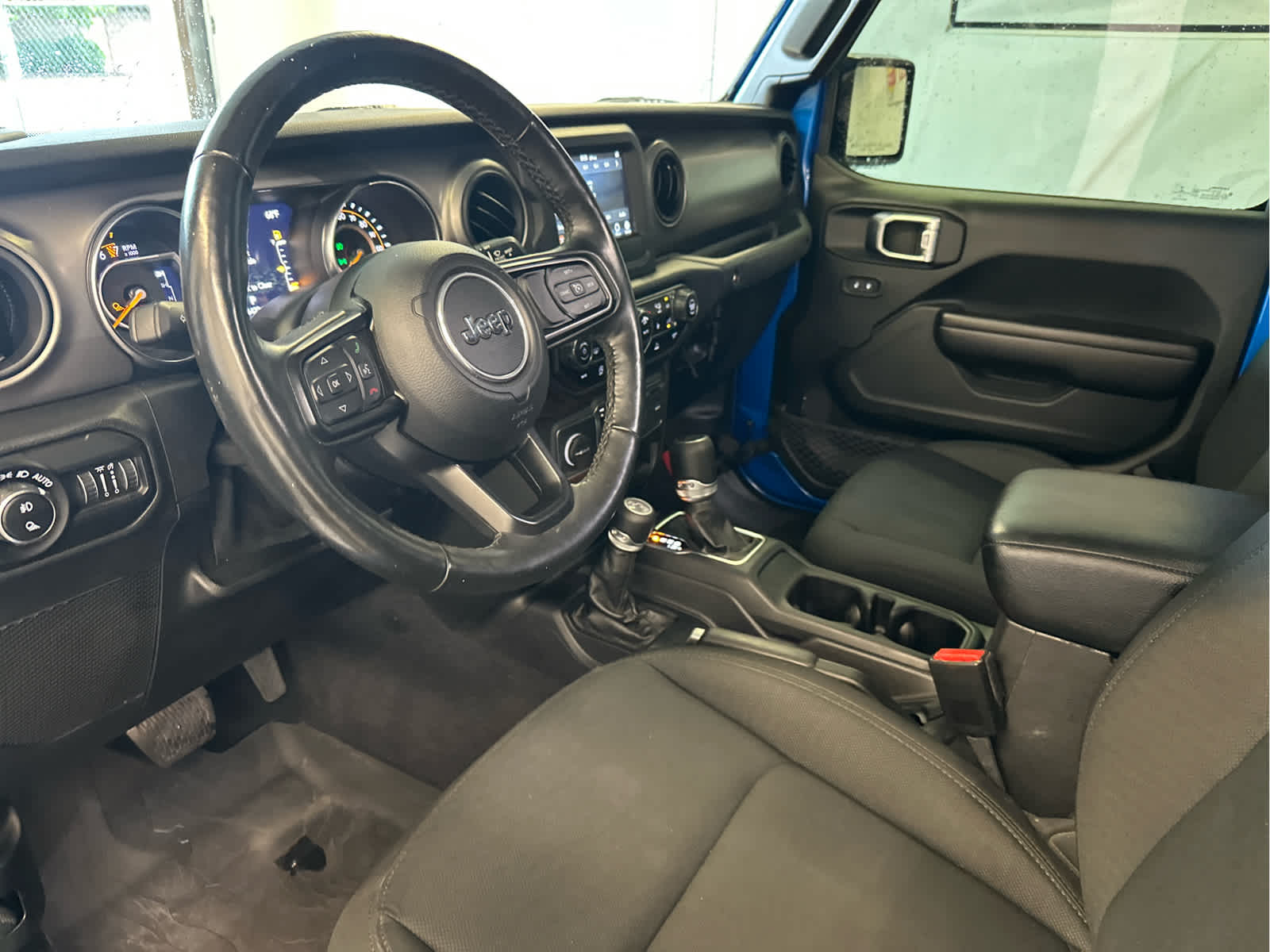 2021 Jeep Gladiator Willys