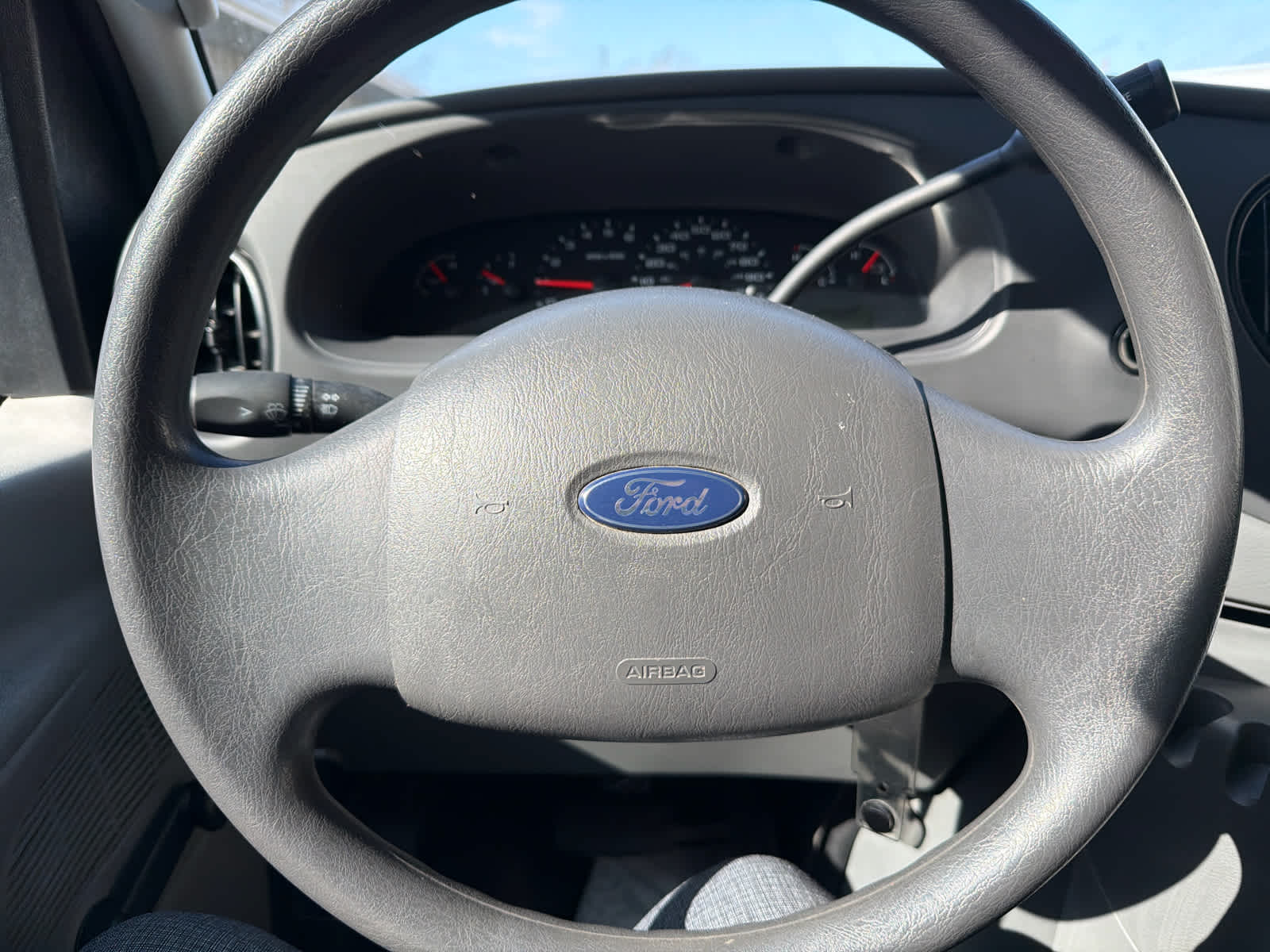 2004 Ford Econoline Commercial Cuta E-450 Super Duty 158" WB DRW