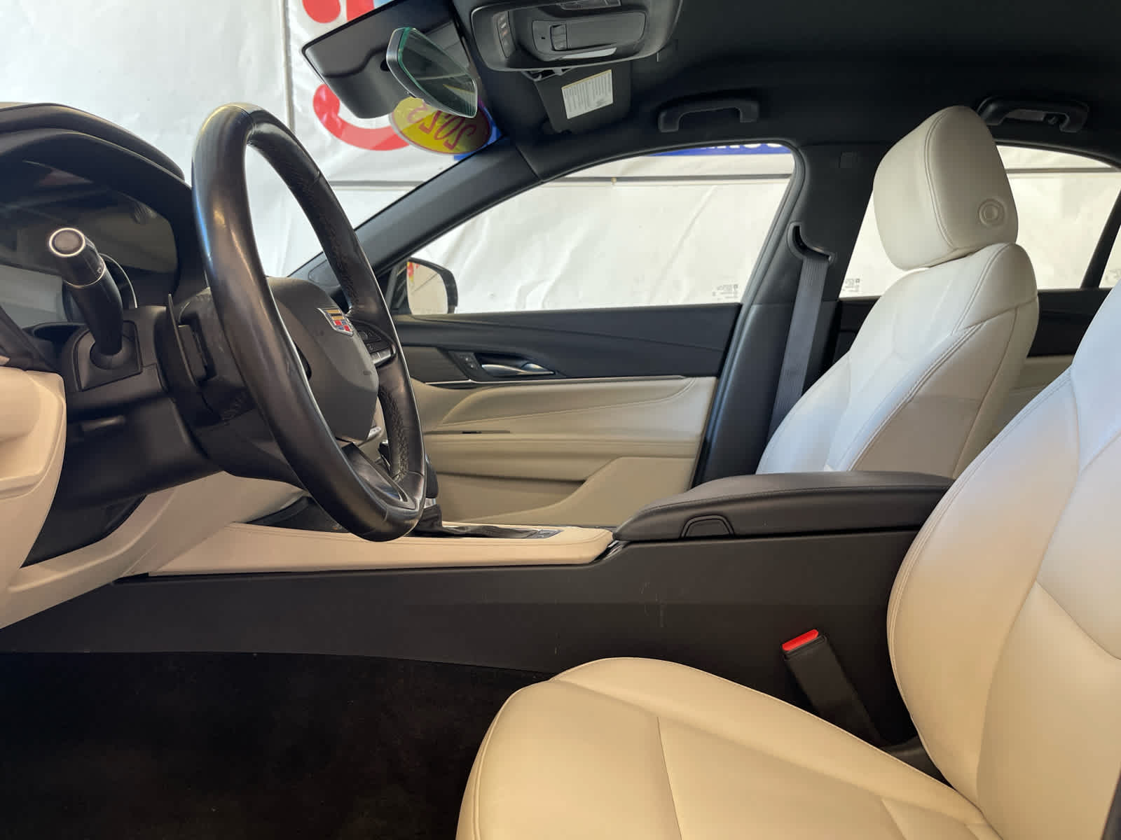 2023 Cadillac CT4 Luxury