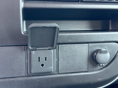 2023 Chevrolet Express Passenger 3500 1LS