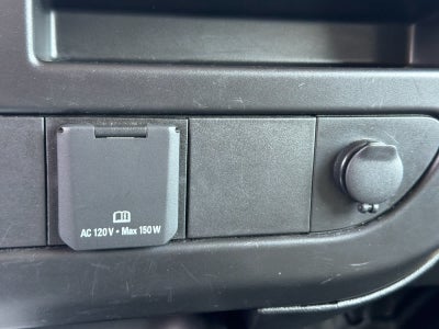 2023 Chevrolet Express Passenger 3500 1LS