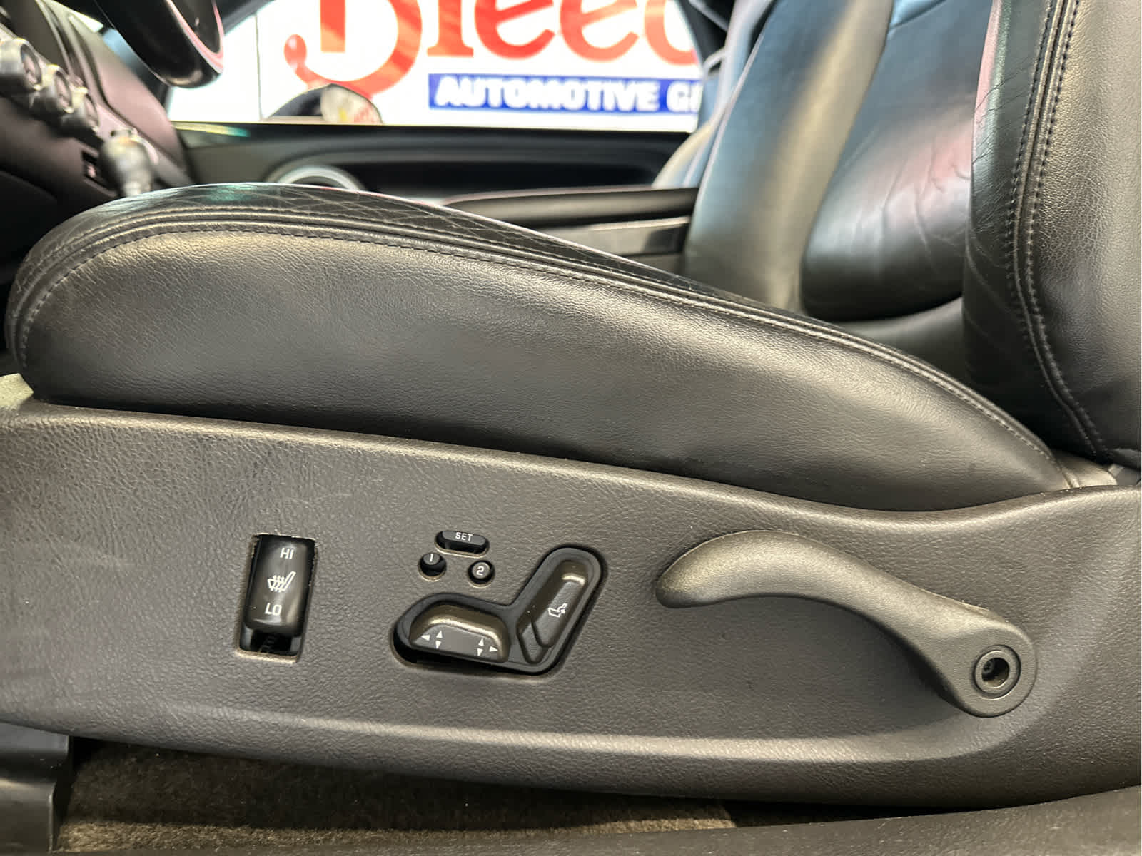 2004 Chevrolet SSR LS