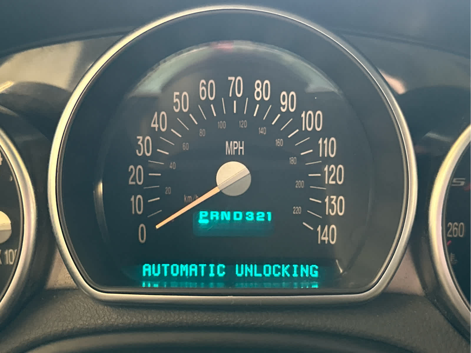 2004 Chevrolet SSR LS