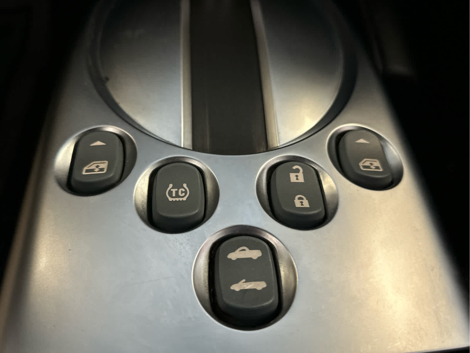 2004 Chevrolet SSR LS