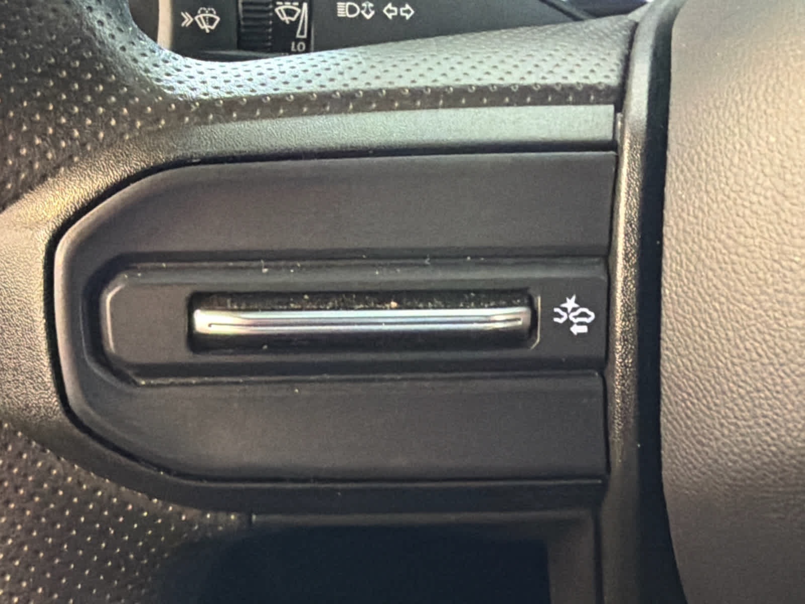 2024 Chevrolet Colorado WT