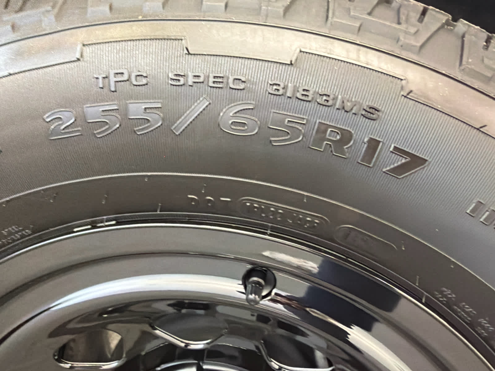 2024 Chevrolet Colorado WT