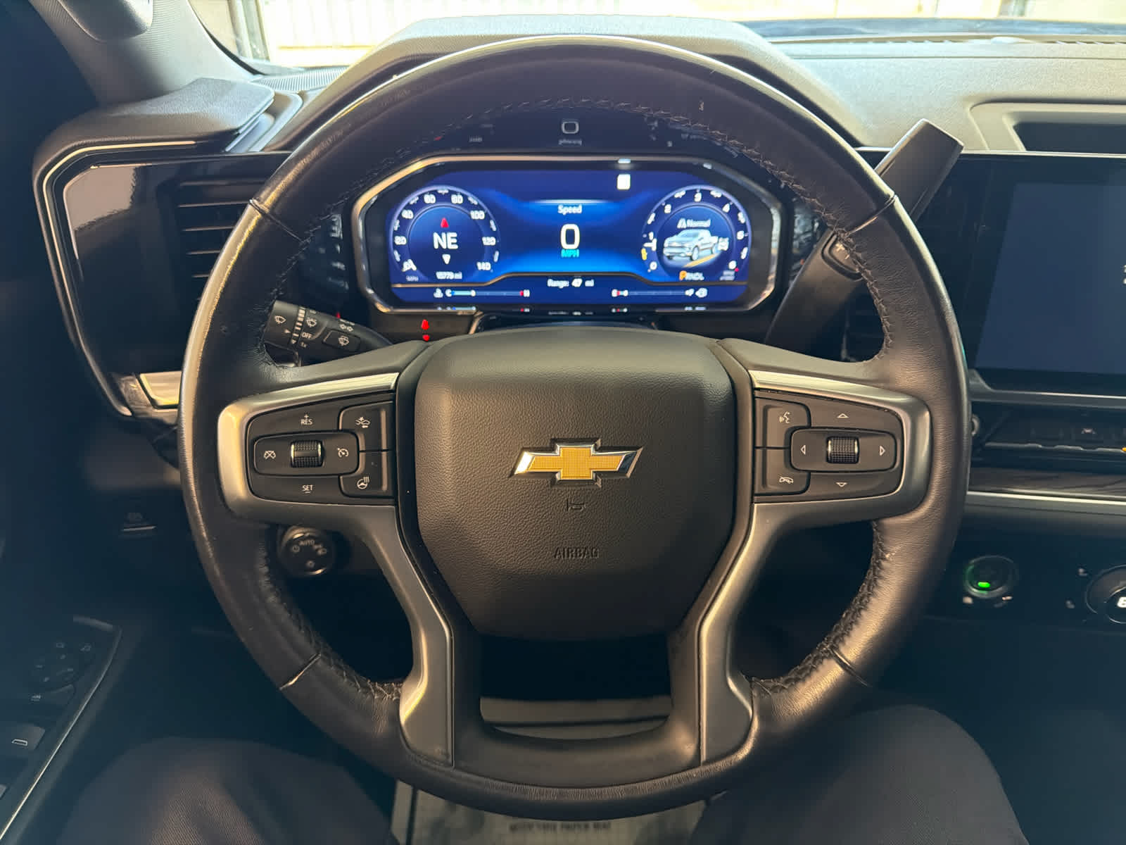 2022 Chevrolet Silverado 1500 LT (2FL)
