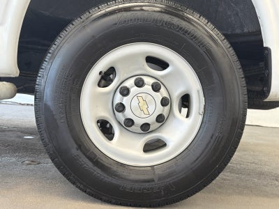 2024 Chevrolet Express Cargo 2500 WT
