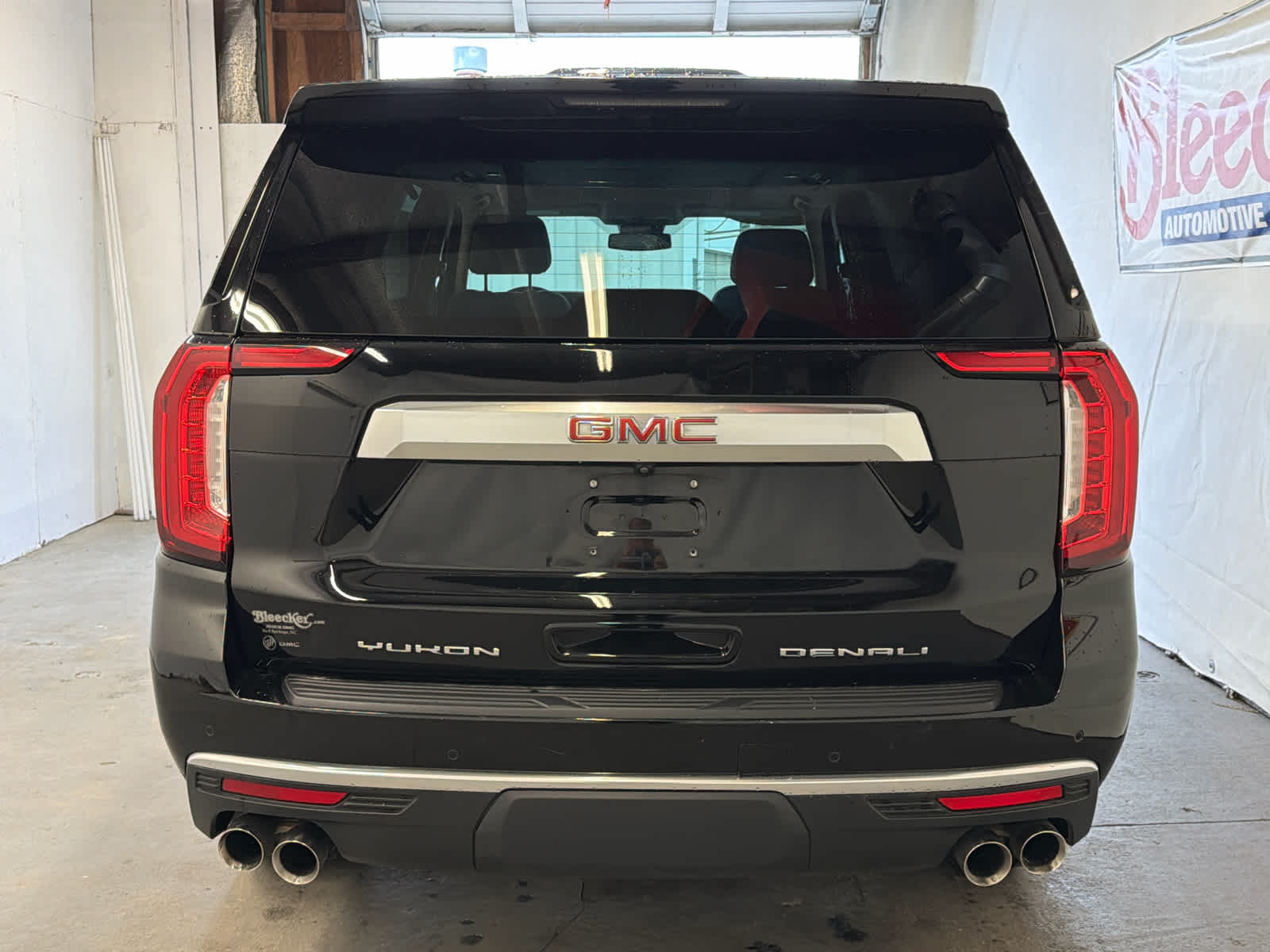 2023 GMC Yukon Denali