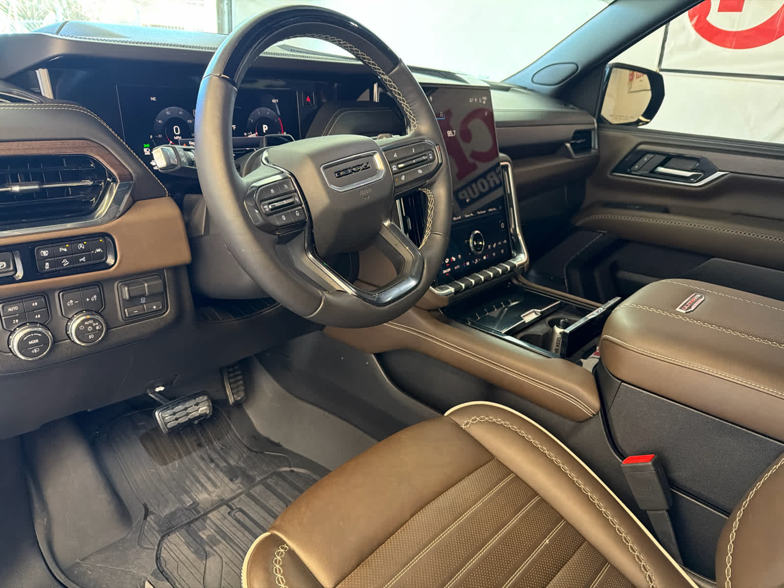 2025 GMC Yukon Denali Ultimate