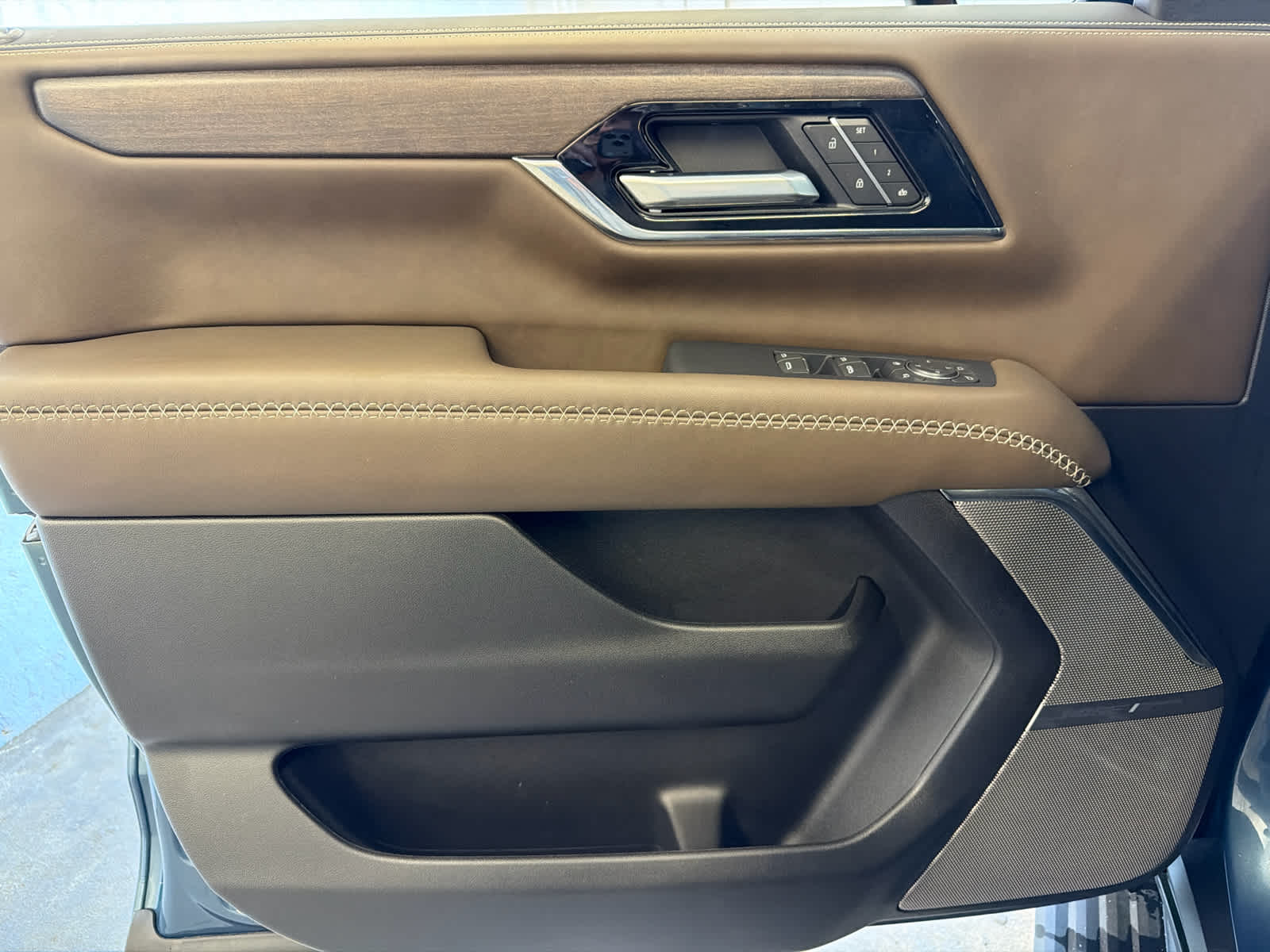 2025 GMC Yukon Denali Ultimate