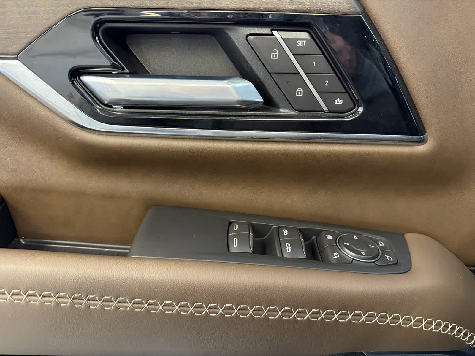 2025 GMC Yukon Denali Ultimate