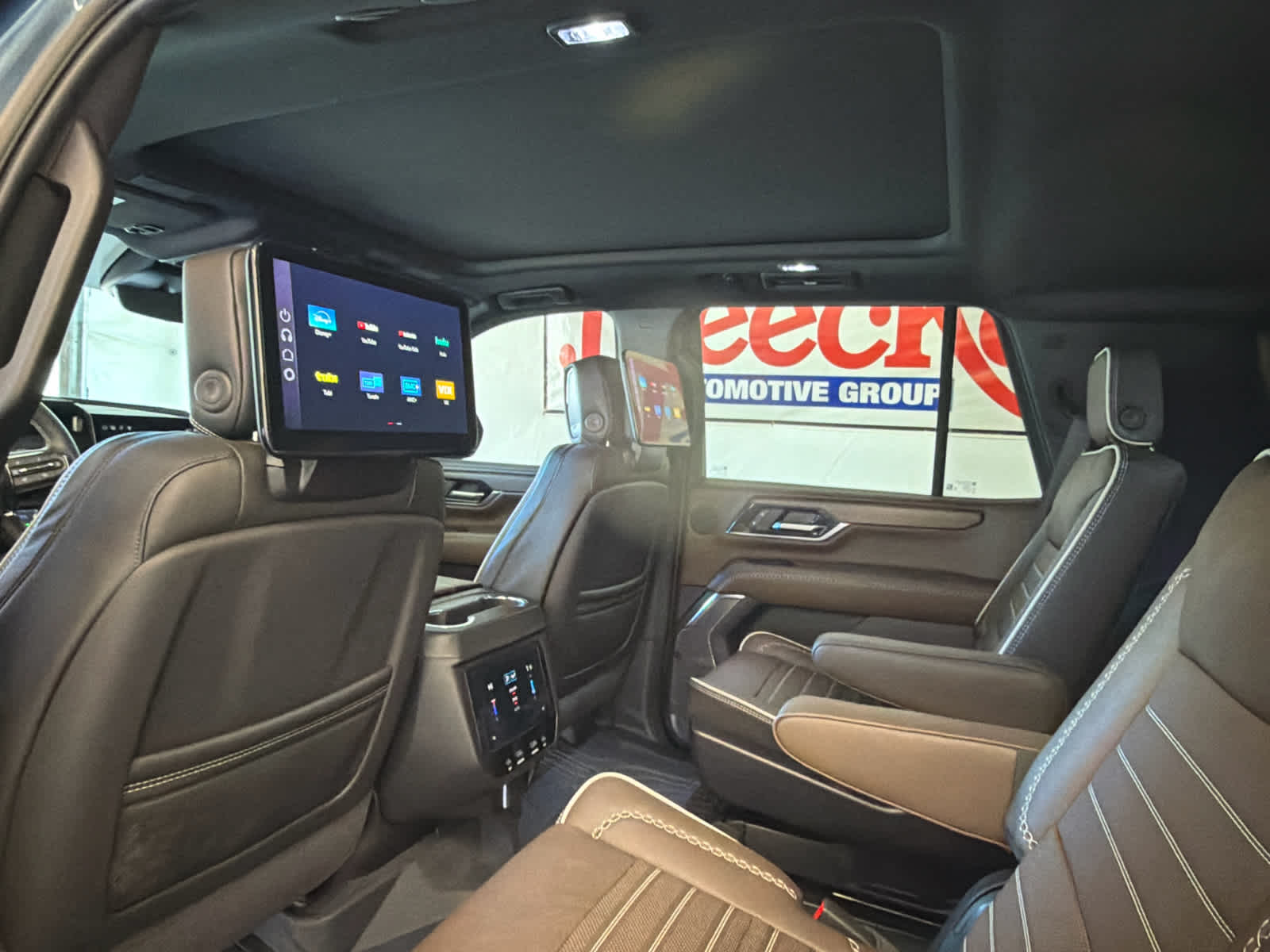 2025 GMC Yukon Denali Ultimate