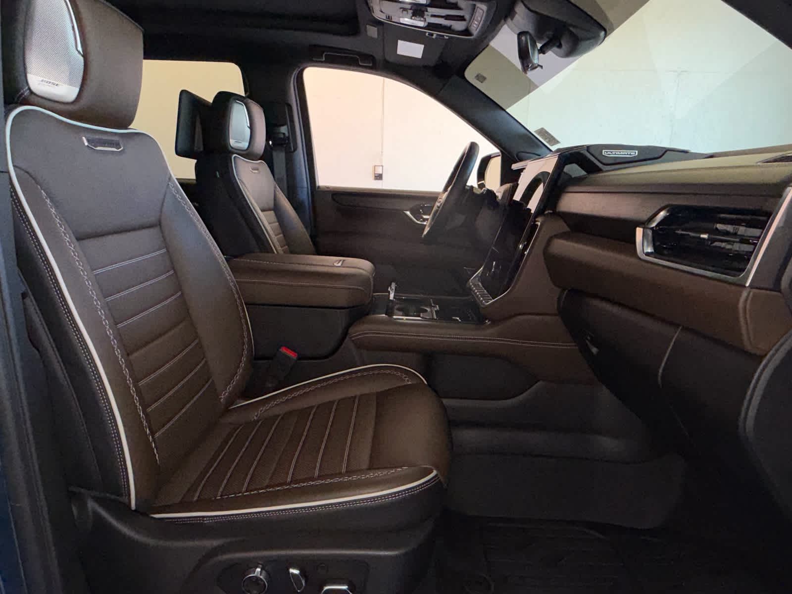 2025 GMC Yukon Denali Ultimate