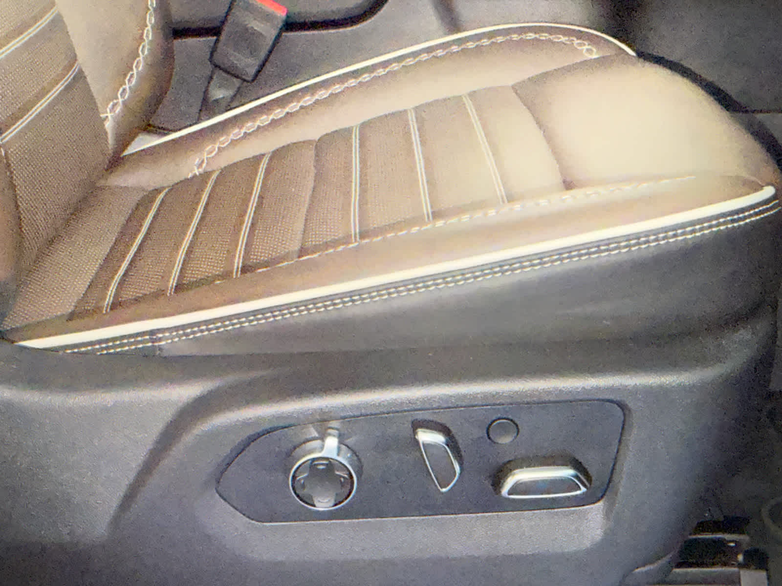 2025 GMC Yukon Denali Ultimate