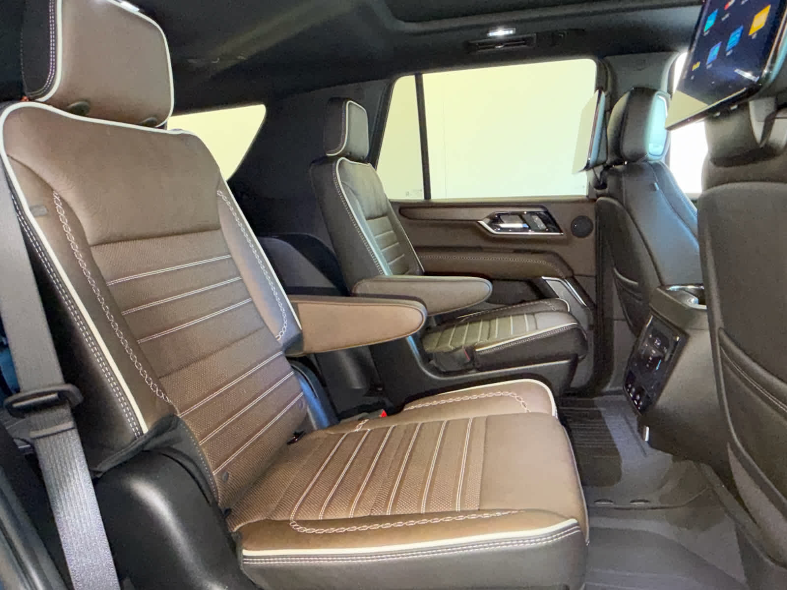 2025 GMC Yukon Denali Ultimate