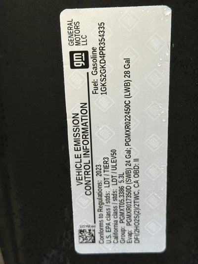 2023 GMC Yukon XL SLT