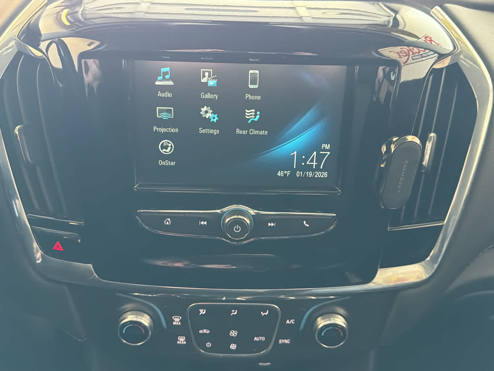 2019 Chevrolet Traverse LT Cloth
