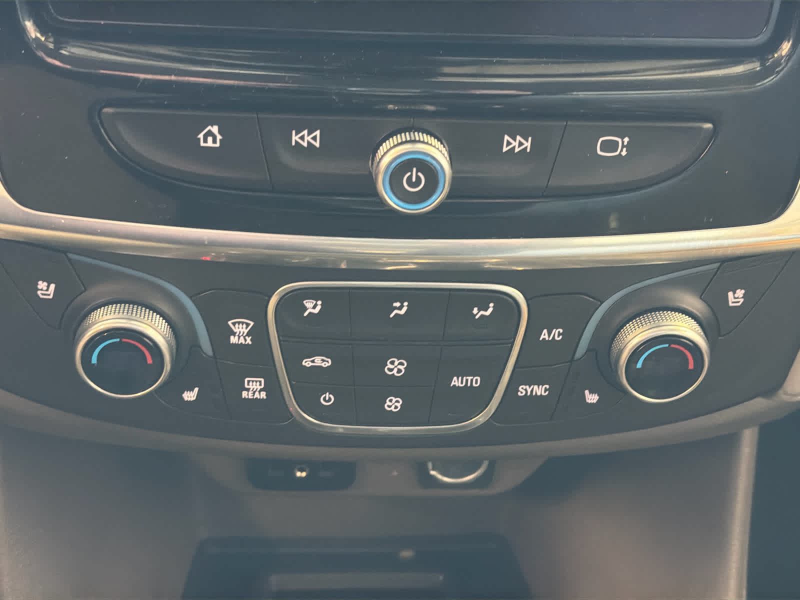 2018 Chevrolet Traverse Premier