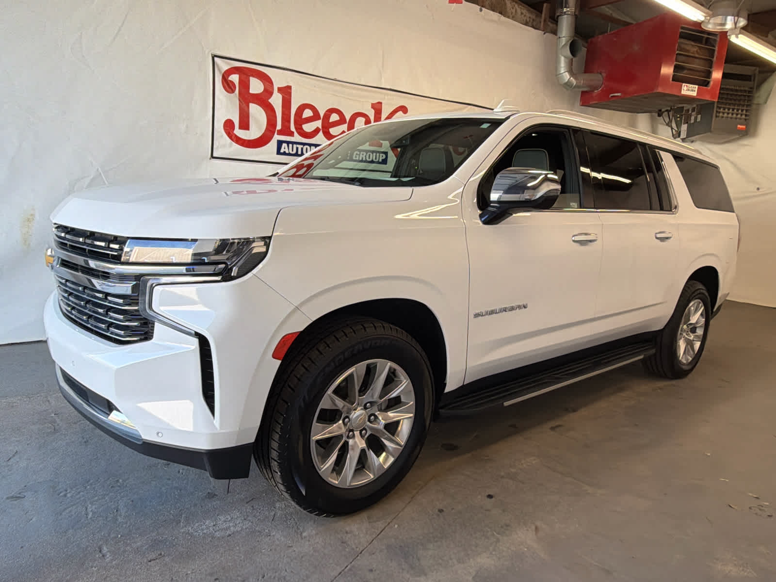 2023 Chevrolet Suburban Premier