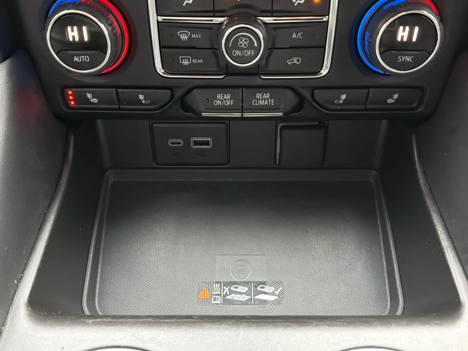 2023 Chevrolet Tahoe RST