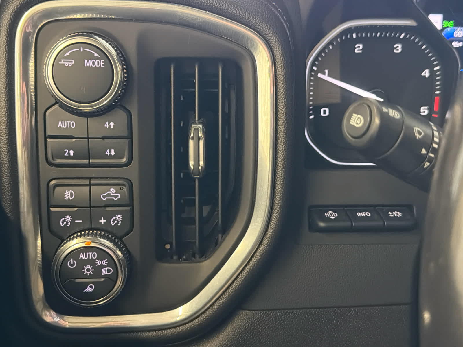 2022 GMC Sierra 2500 HD AT4