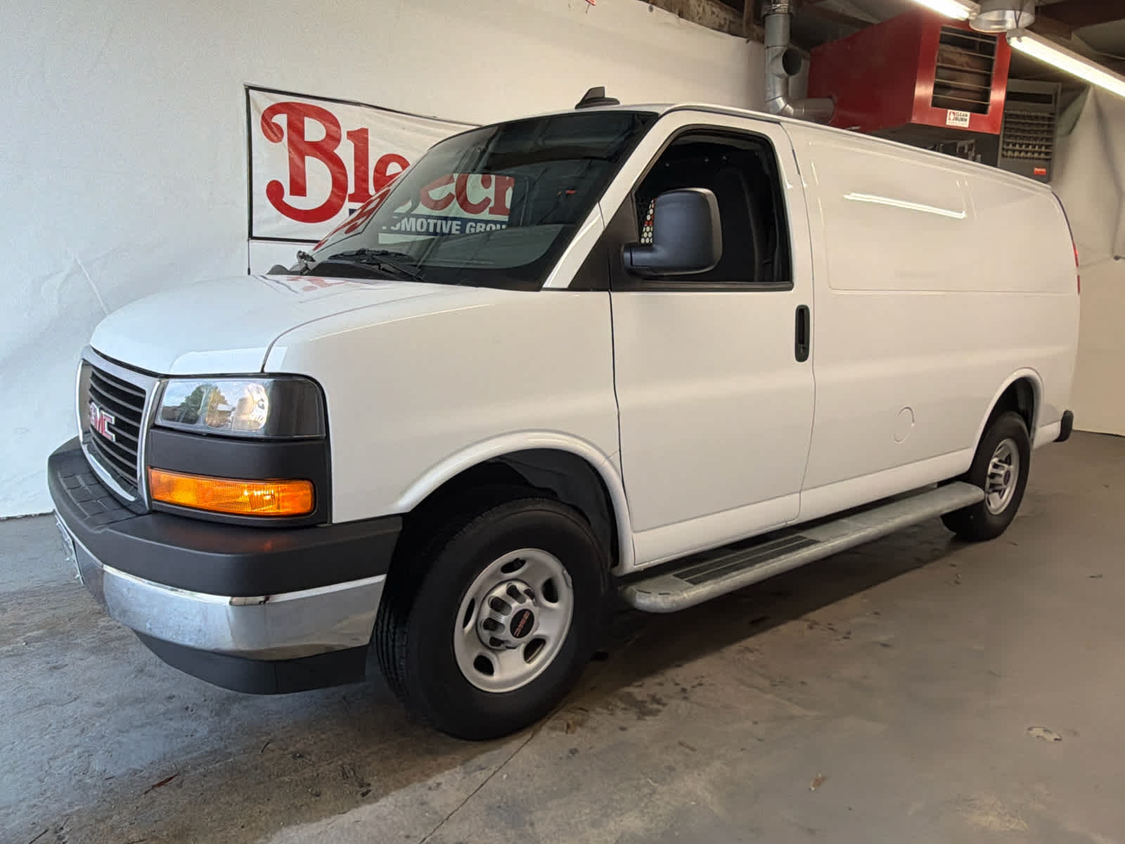2024 GMC Savana Cargo 2500 Work Van