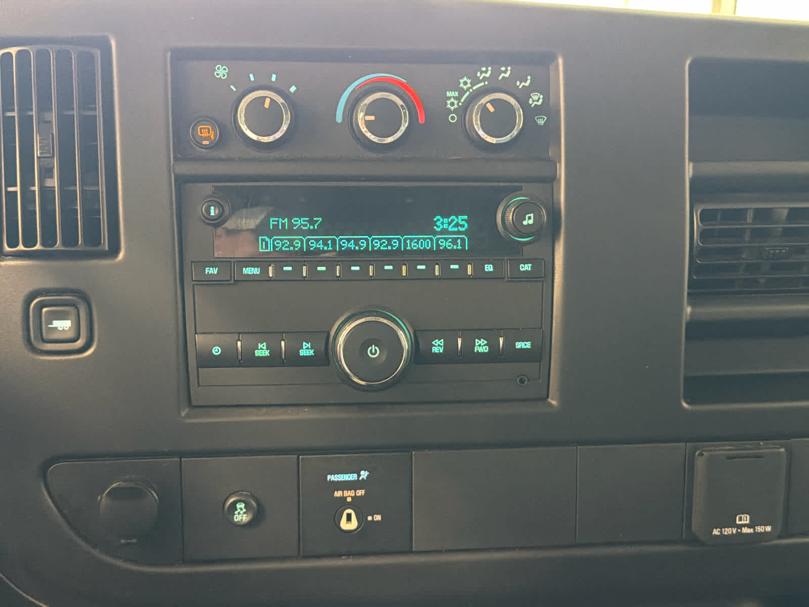 2024 GMC Savana Cargo 2500 Work Van