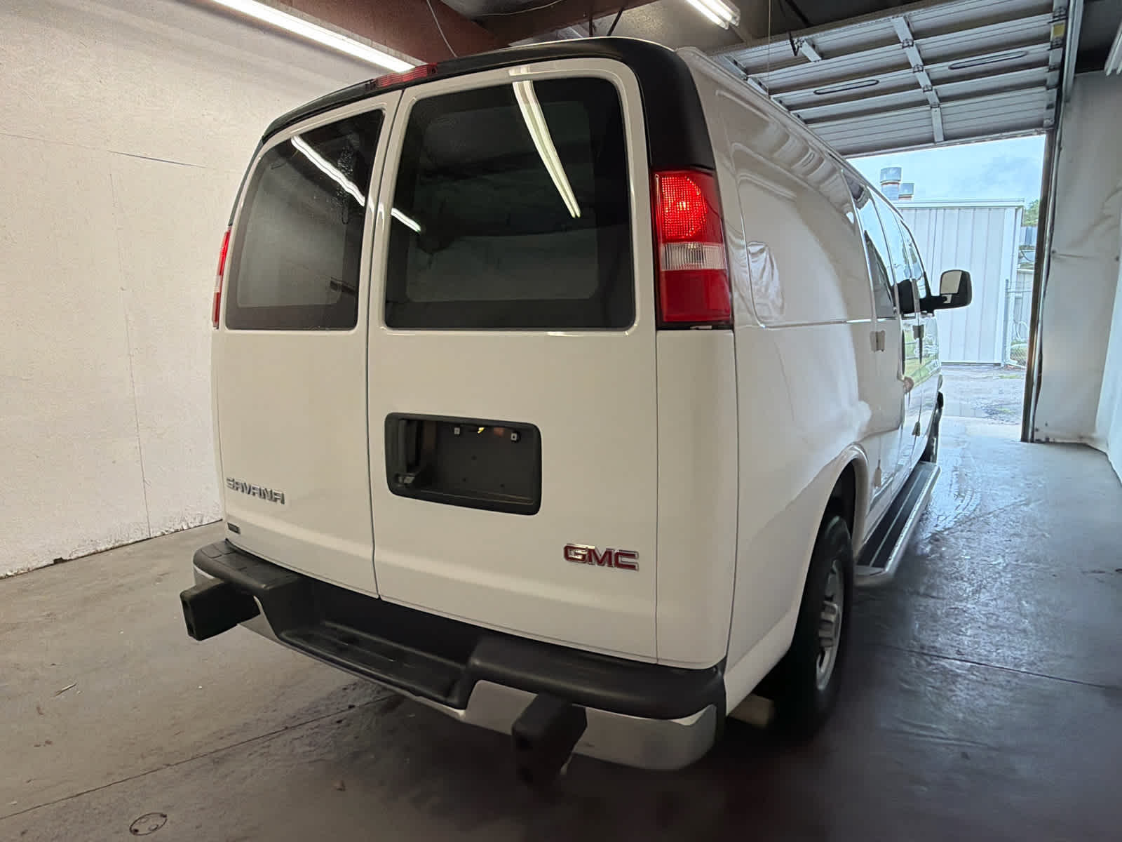 2024 GMC Savana Cargo 2500 Work Van
