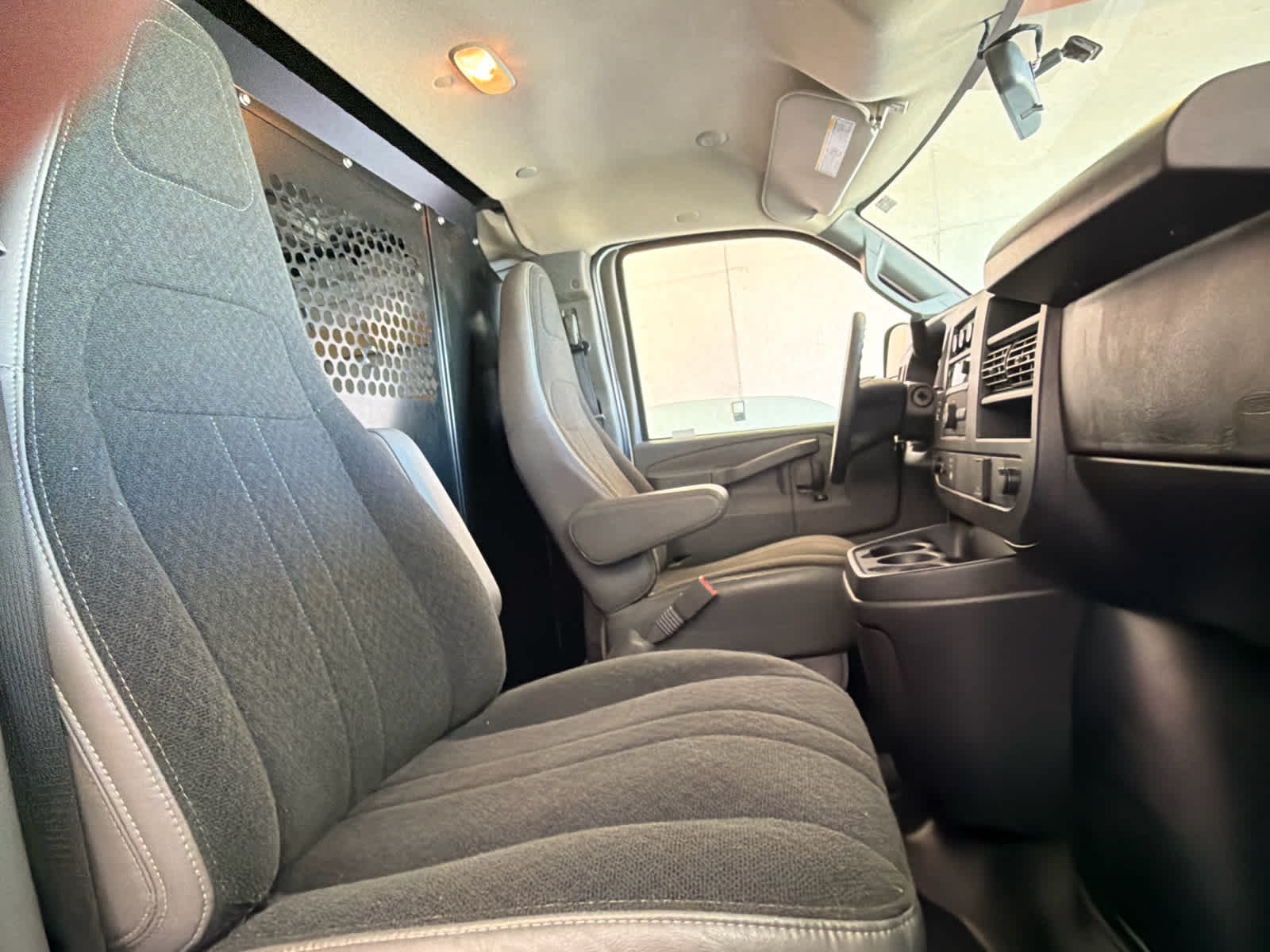 2024 GMC Savana Cargo 2500 Work Van