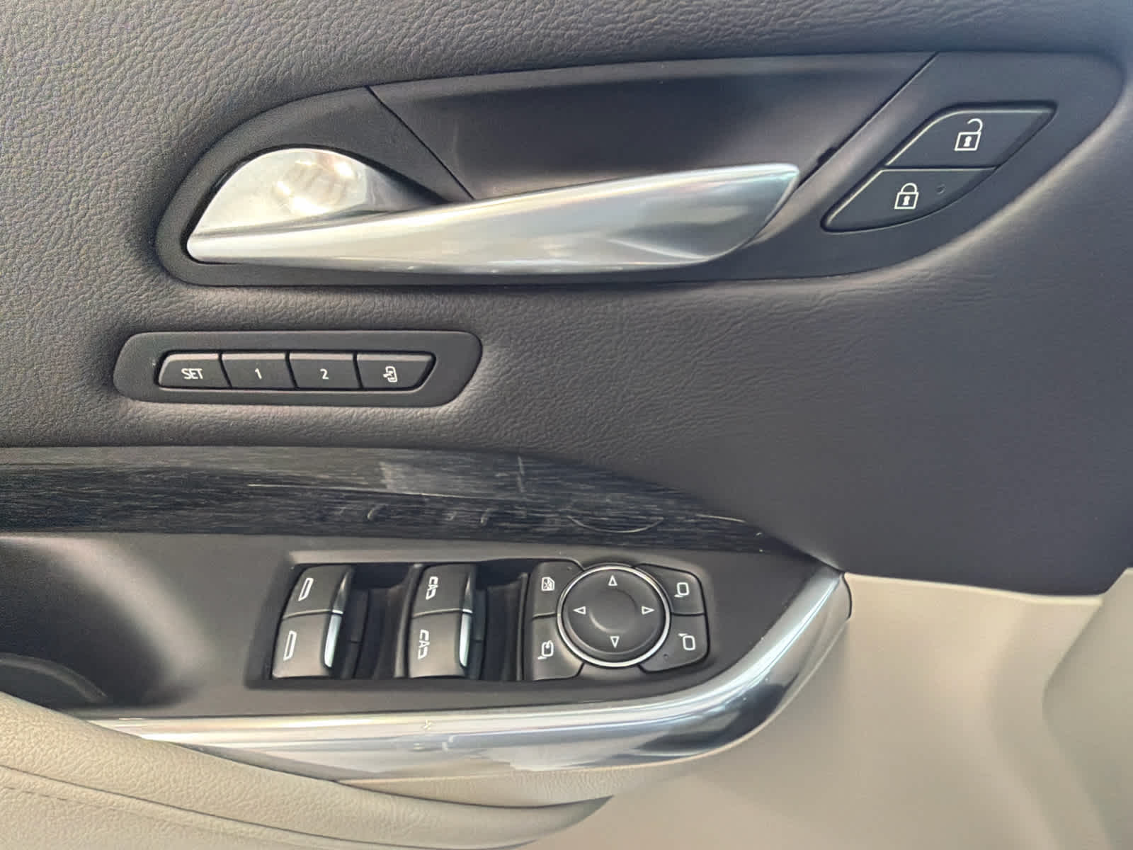 2021 Cadillac XT4 Premium Luxury