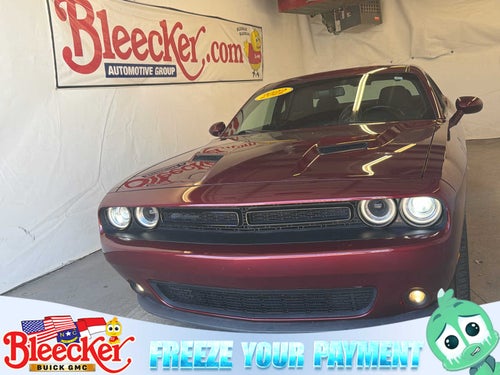 2022 Dodge Challenger SXT