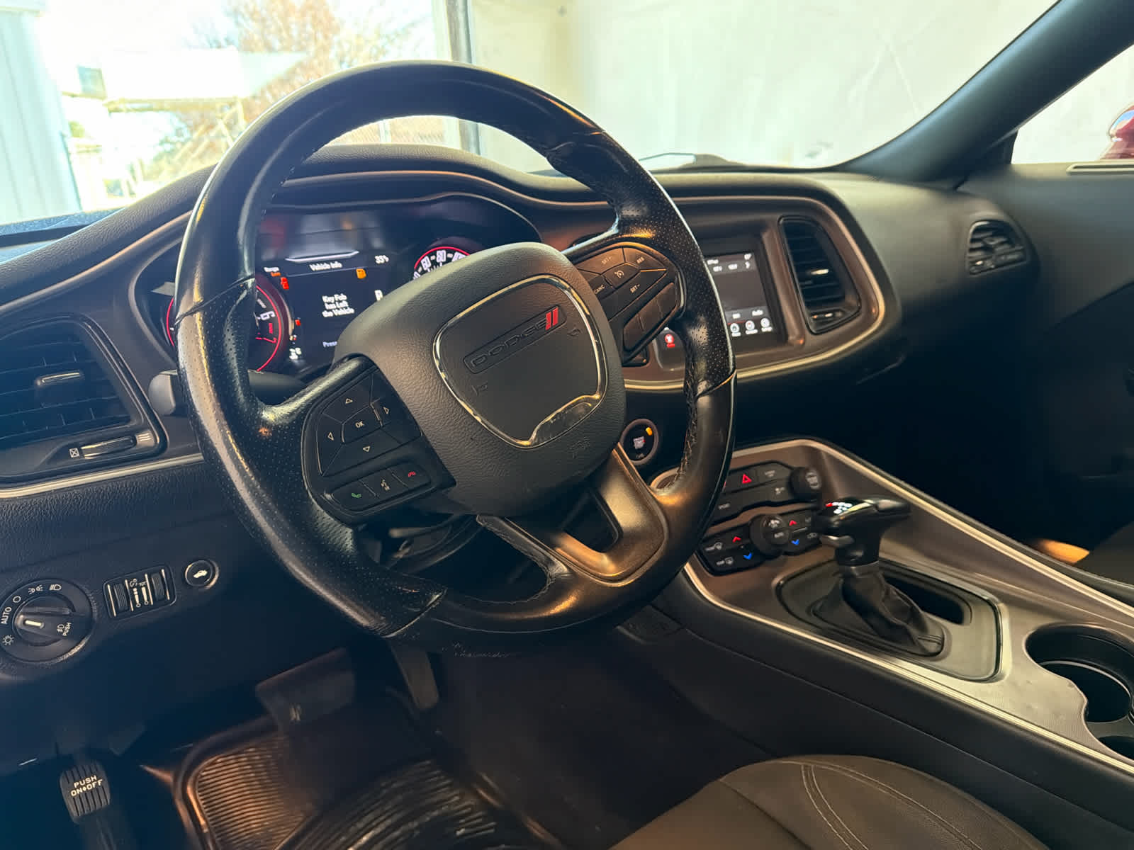 2022 Dodge Challenger SXT