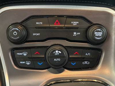 2022 Dodge Challenger SXT