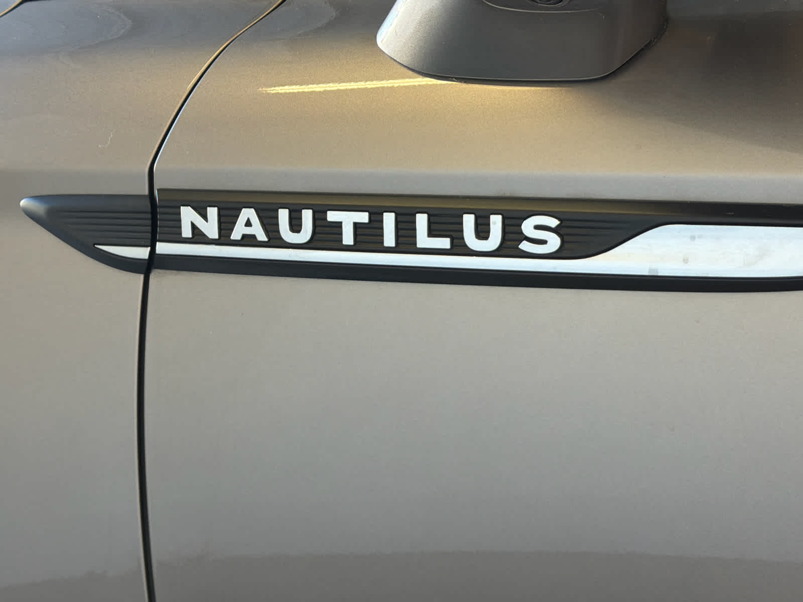 2021 Lincoln Nautilus Reserve