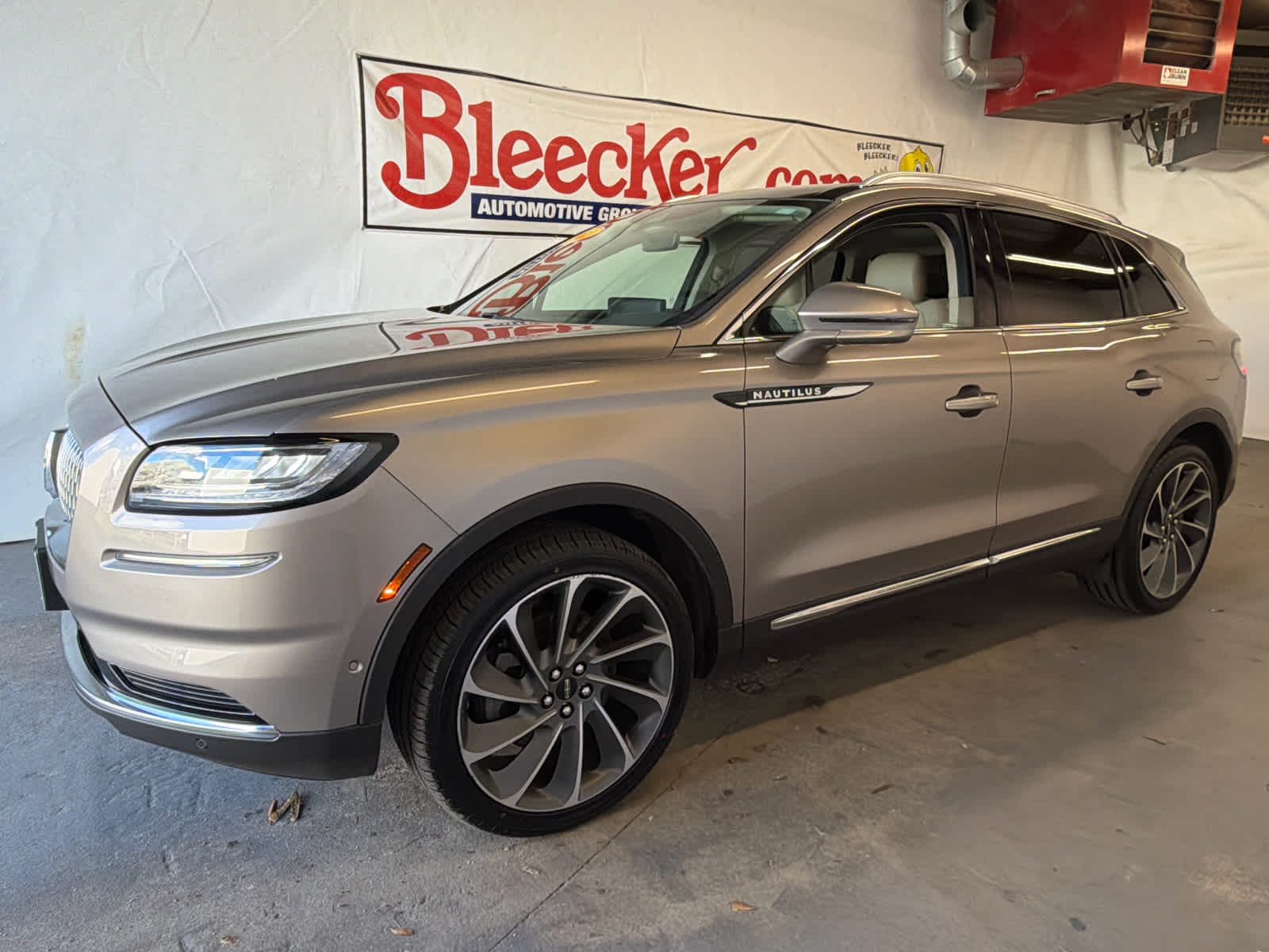 2021 Lincoln Nautilus Reserve