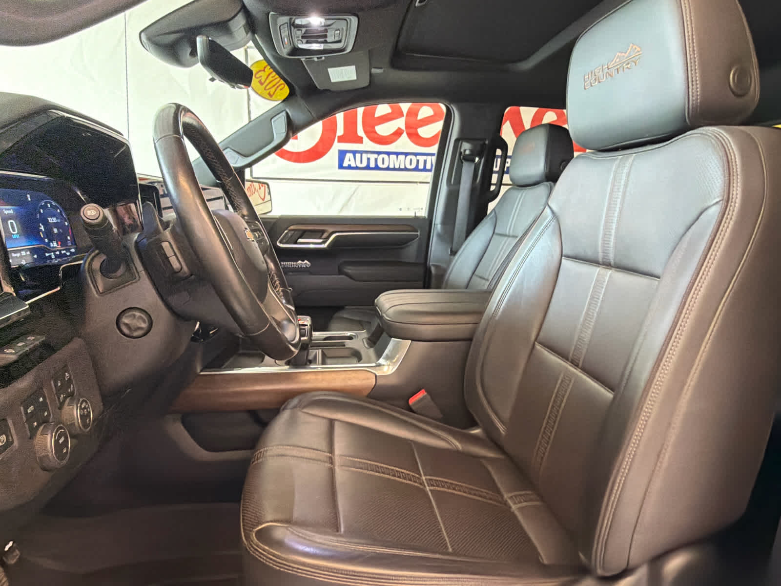 2023 Chevrolet Silverado 1500 High Country