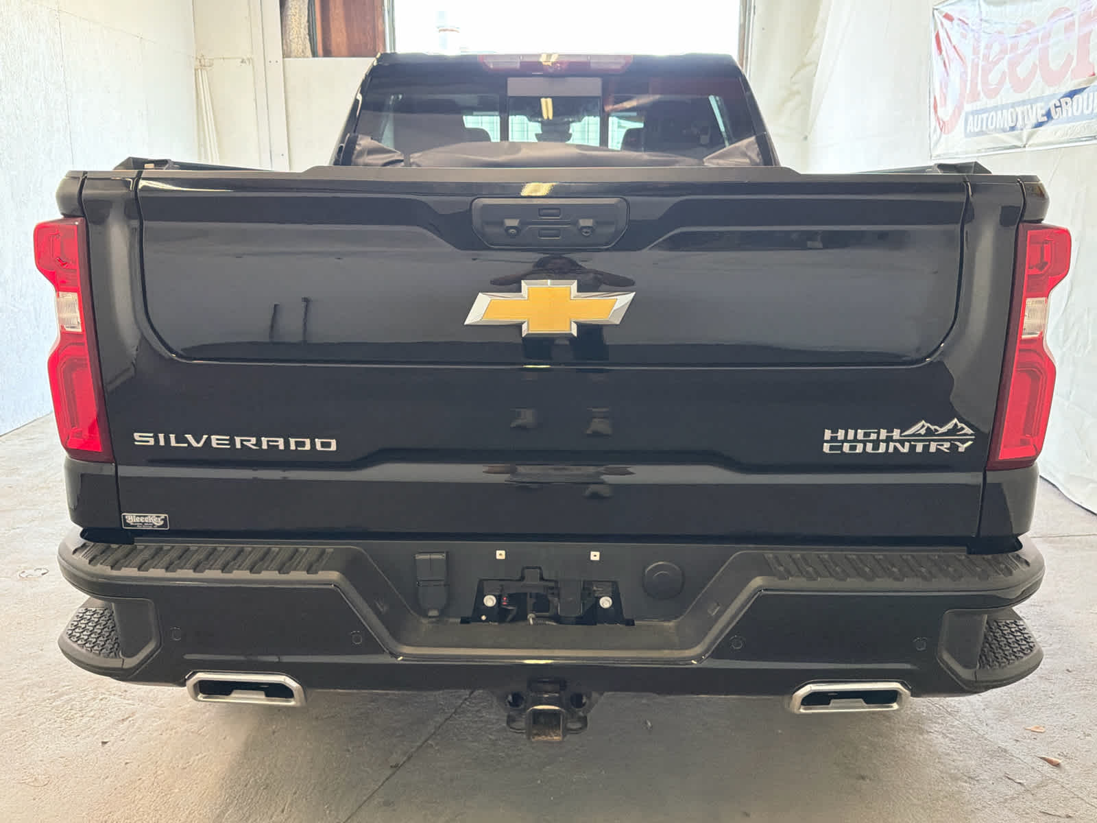 2023 Chevrolet Silverado 1500 High Country