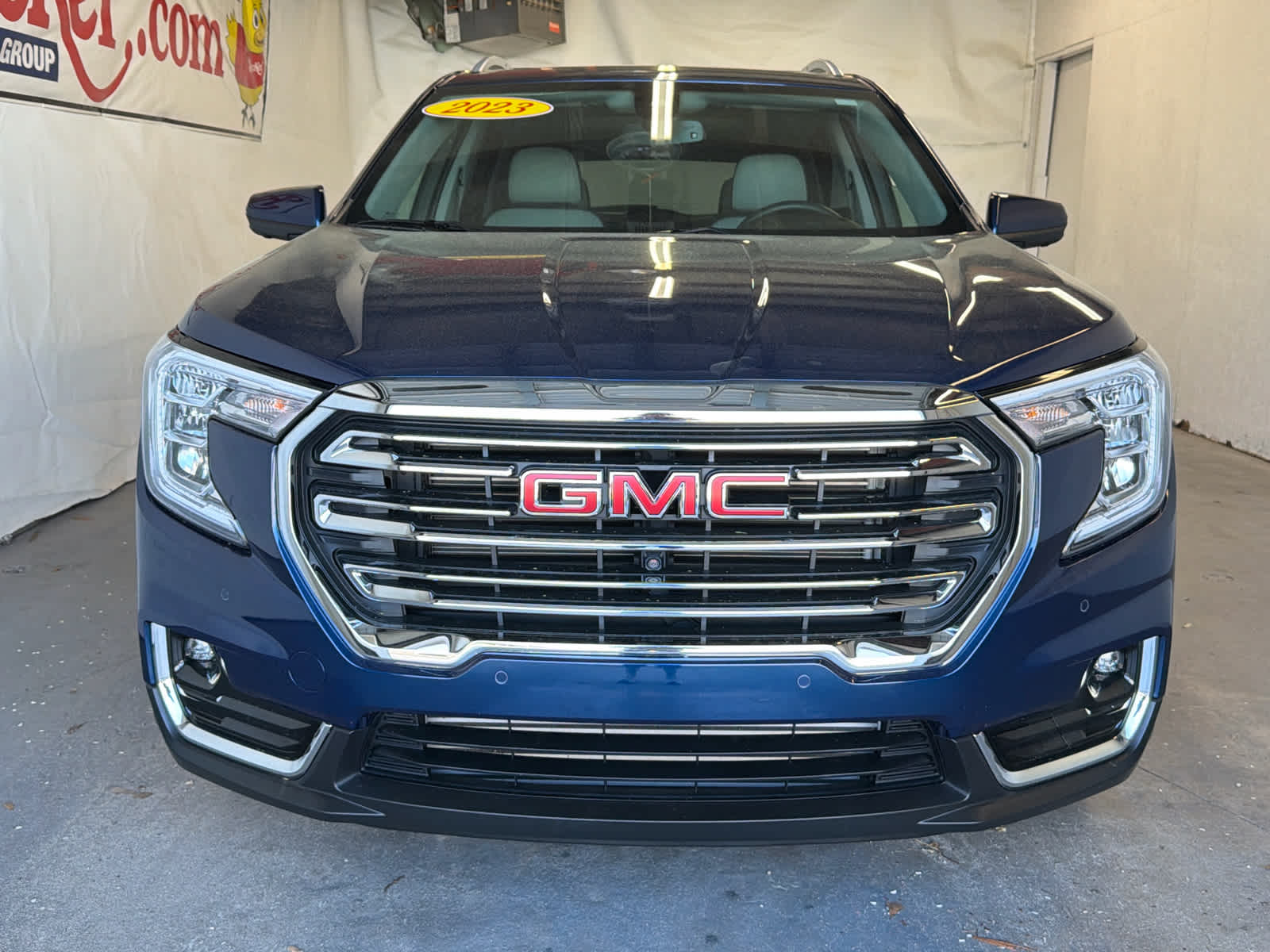 2023 GMC Terrain SLT