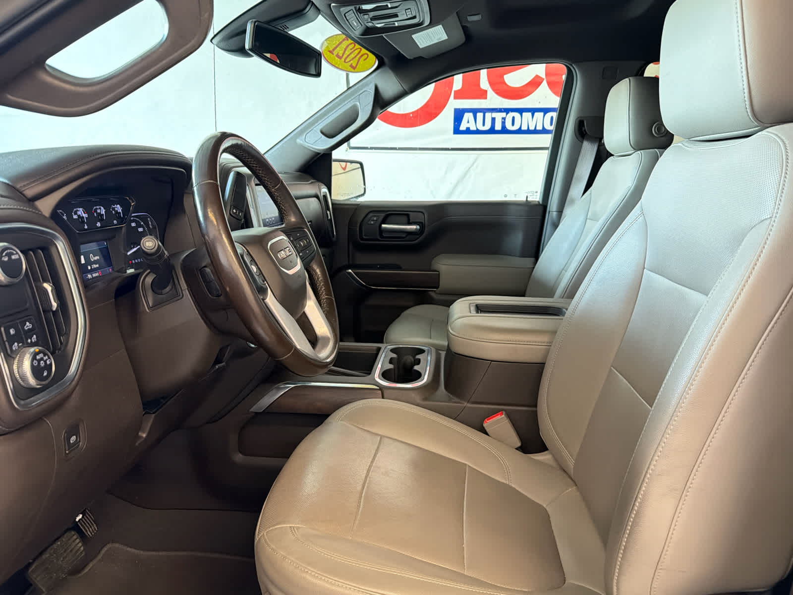 2021 GMC Sierra 1500 SLT