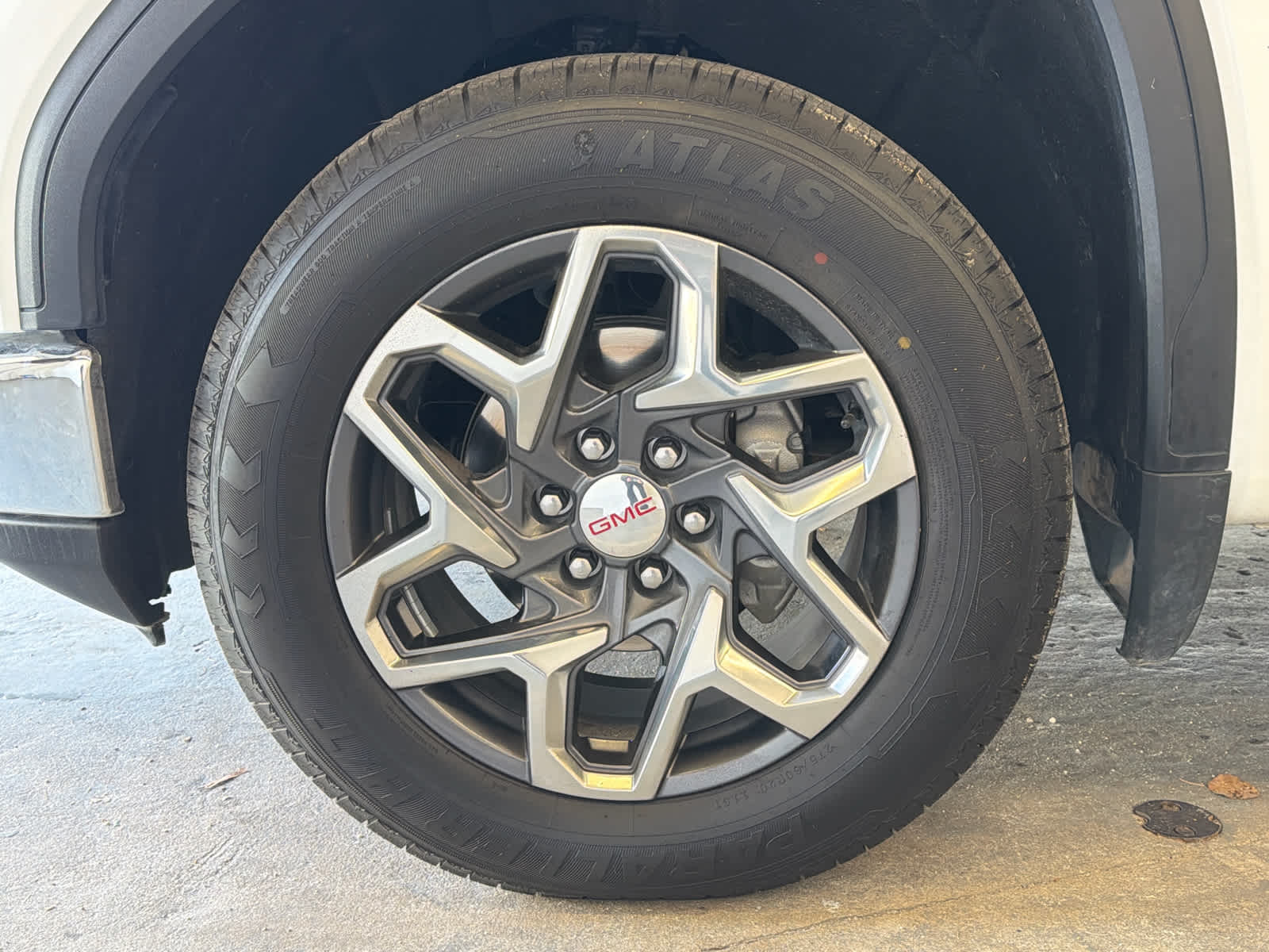 2024 GMC Sierra 1500 SLE