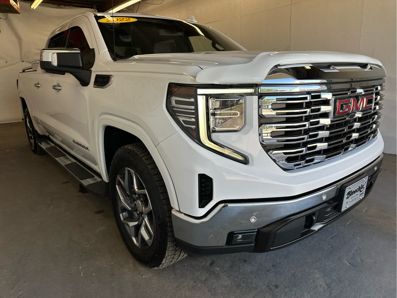 2022 GMC Sierra 1500 SLT