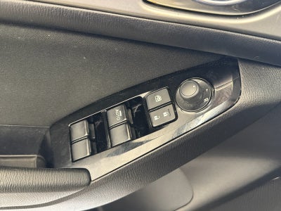 2017 Mazda Mazda3 4-Door Sport