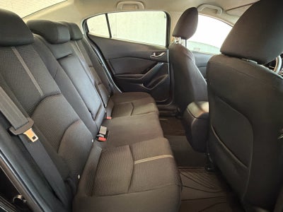 2017 Mazda Mazda3 4-Door Sport