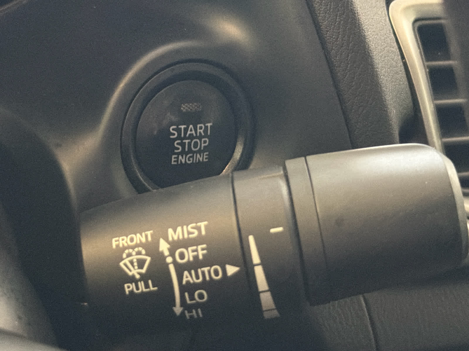 2017 Mazda Mazda3 4-Door Sport