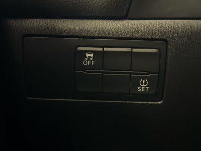 2017 Mazda Mazda3 4-Door Sport