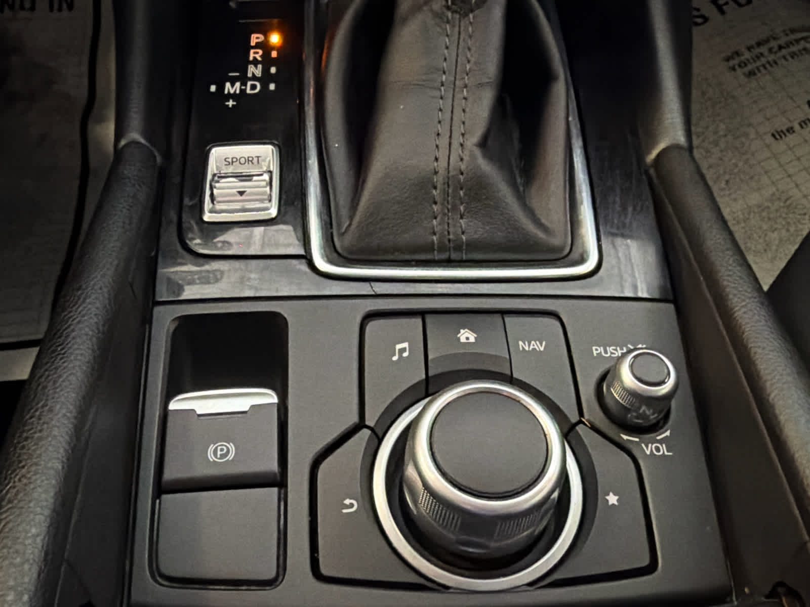 2017 Mazda Mazda3 4-Door Sport