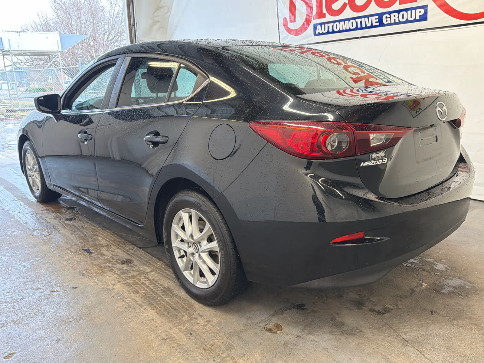 2017 Mazda Mazda3 4-Door Sport