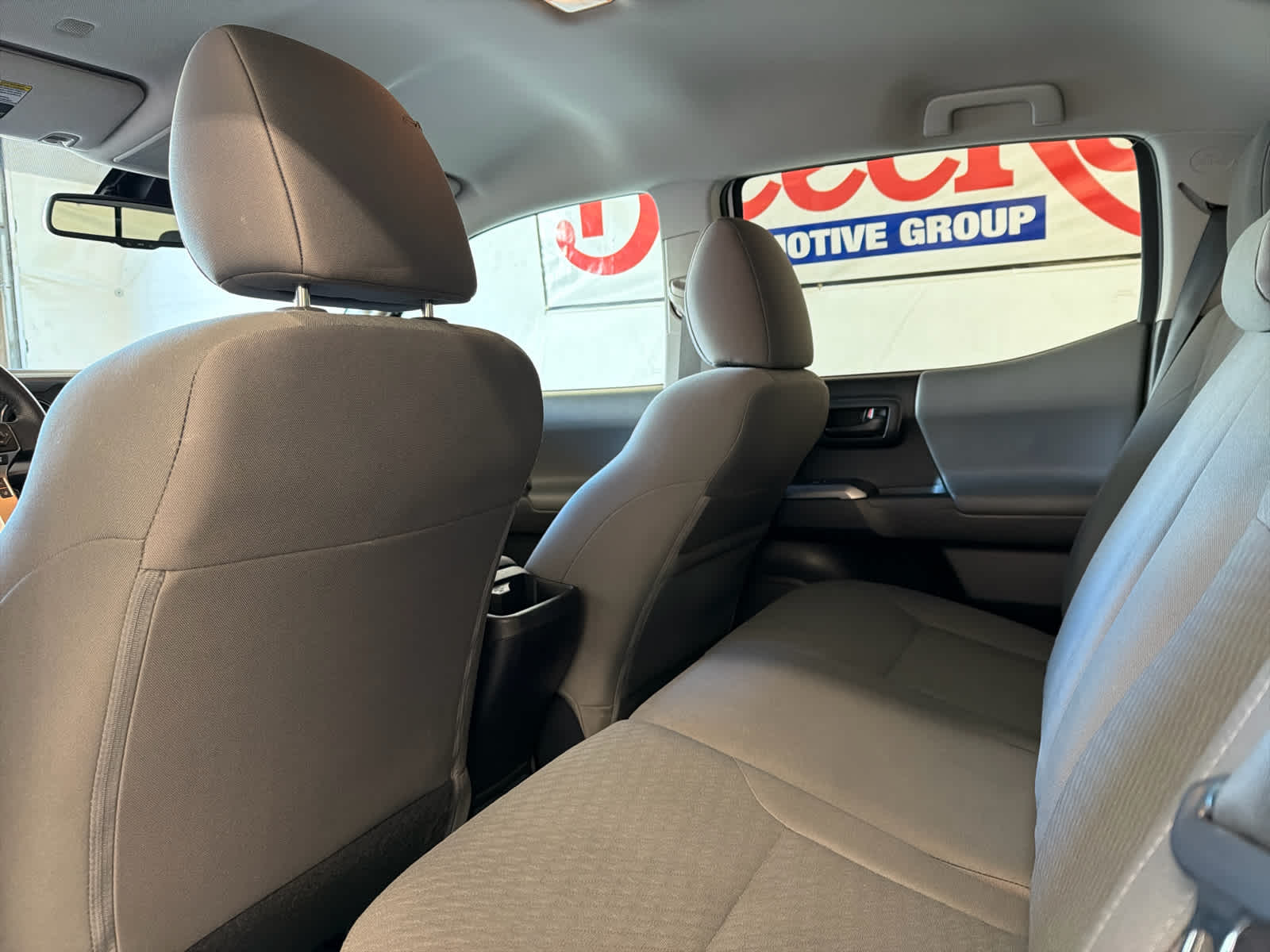 2022 Toyota Tacoma 2WD SR5